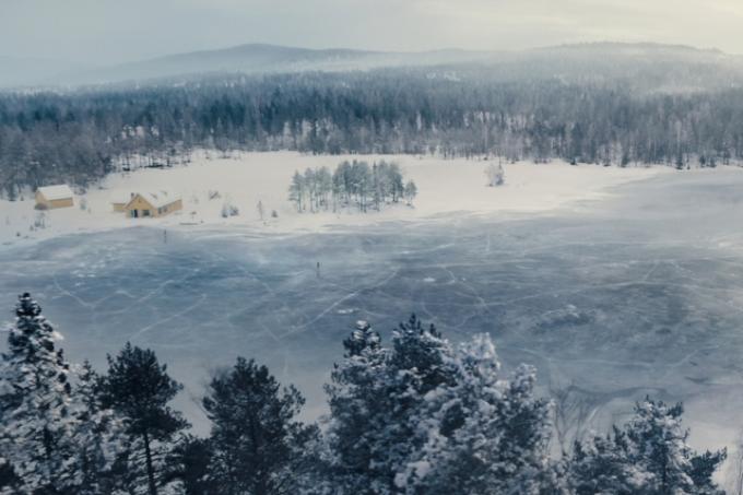 Zimska pokrajina na Norveškem iz uvodnega prizora No Time To Die.