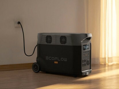 EcoFlow DELTA Pro ekosystém připojený k domácímu okruhu pro záložní napájení.