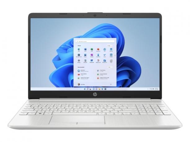 흰색 배경의 HP 15-dw4047nr 15.6인치 노트북.