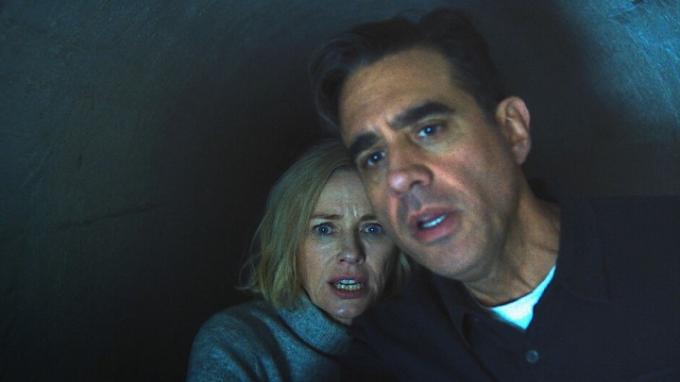 Naomi Watts y Bobby Cannavale en El Vigilante.