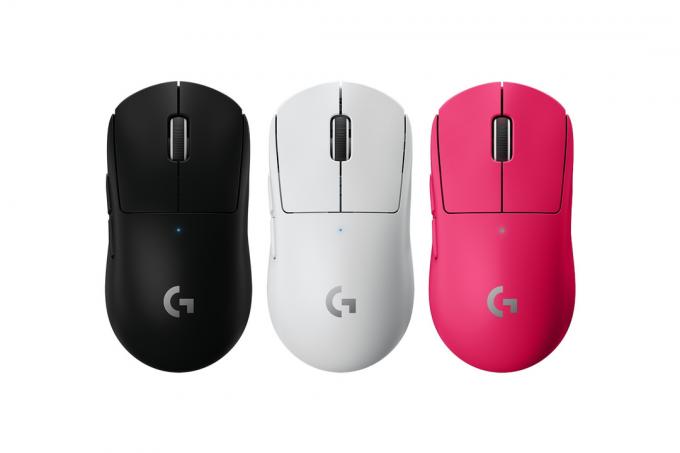 Produktbild der kabellosen Gaming-Maus Logitech G Pro X Superlight auf weißem Hintergrund.