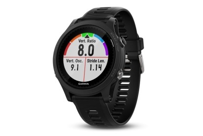 Garmin Forerunner 935 med løpestatistikk for GPS-sporing.