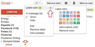 För att välja en etikettfärg, välj pilen bredvid etikettens namn och välj " Etikettfärg".