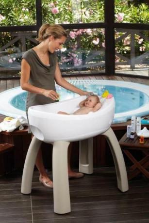 Vad sägs om en babyjacuzzi för din enprocentiga avkomma