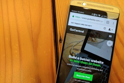 godaddy gocentral mobilais