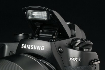 삼성 엑시트 카메라 사업 nx1 플래시