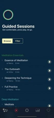 Bilden visar en skärmdump av appen Timeless Meditation med rubriken Guidade sessioner och en lista över olika guidade meditationer att välja mellan