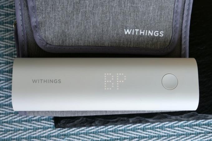 Withings BPM Connect 血圧モニターで画面がアクティブになりました。