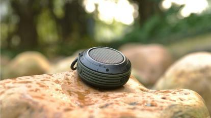 divooms voombox alto-falante bluetooth de viagem você realmente vai prender a mochila divoom