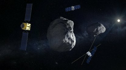 Umjetnikov dojam o ESA-inoj misiji Hera, maloj svemirskoj letjelici koja ima za cilj istražiti može li se asteroid koji ide prema Zemlji skrenuti.