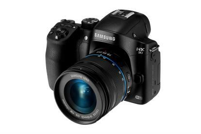 samsung iet holivudā ievieto dslr nx30 un 18 55mm 2 kampaņas turpinājumu