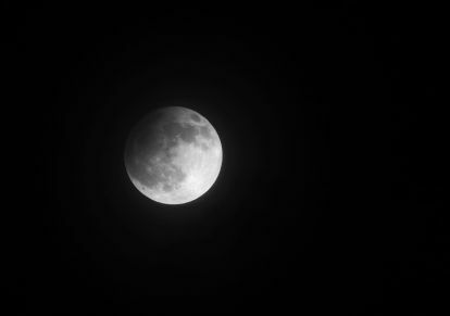 jeff bezos modro poreklo amazonska luna 19379264 delni lunin mrk 25. aprila 2013 ob 22 40 29 bahrajn