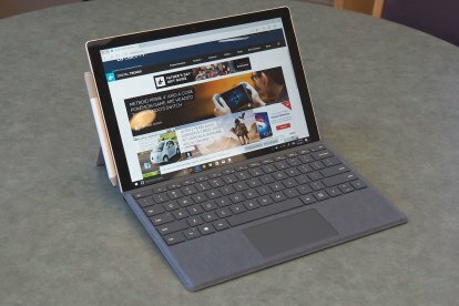 lenovo-thinkpad-x1-tablet-versus-the-microsoft-surface-pro