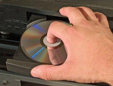 inserir disco de DVD no player