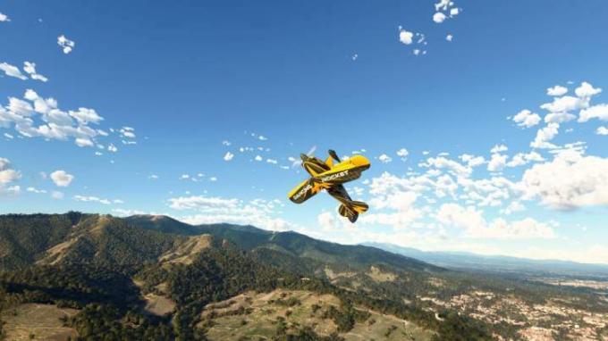 Avion se okreće naglavačke u Microsoft Flight Simulatoru.