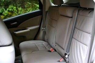 2013 Honda CR X pregled zadnjega sedeža