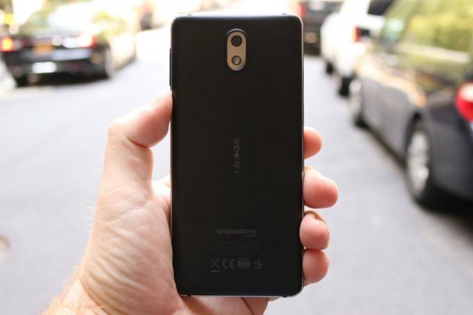 Nokia 3.1 apskats