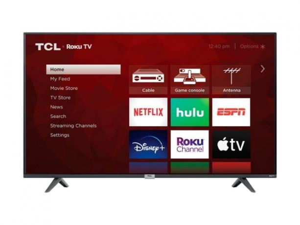 55-инчов телевизор TCL Roku 4K на бял фон.