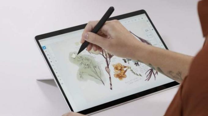 Tegning med Microsofts Surface Slim Pen 2