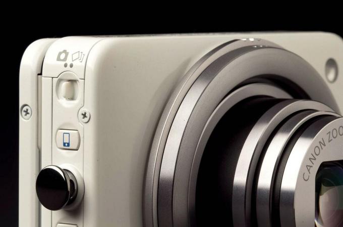 Macro de controles del lado derecho de Canon PowerShot N