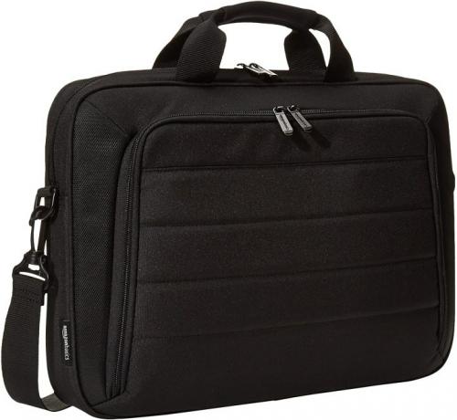 Bolsa para laptop Amazon Basics em um fundo branco.