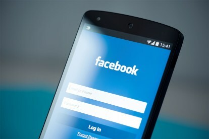 A facebook újságírás bejelentkezési okostelefont biztosít