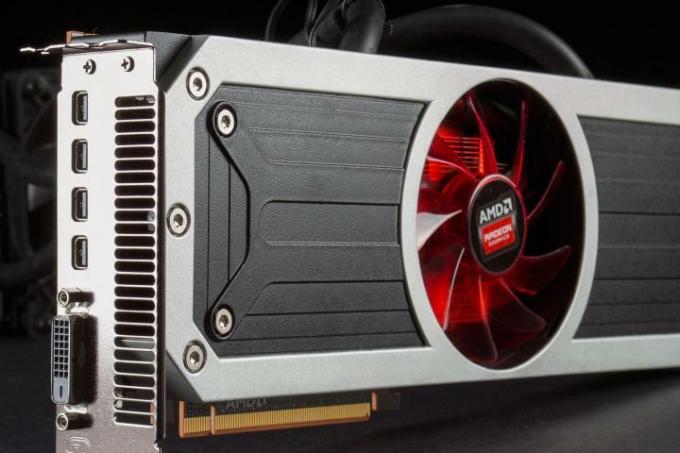 AMD Radeon R9 295X2 tarkistusliittimet 1